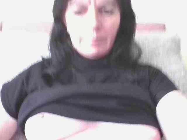 Yuliaa318 webcam