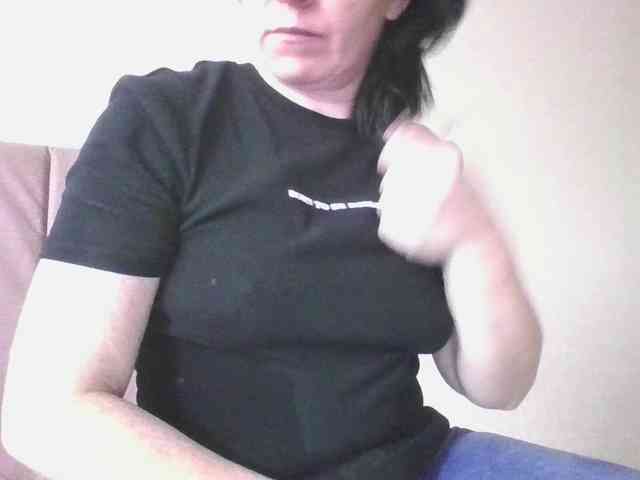 Yuliaa318 webcam