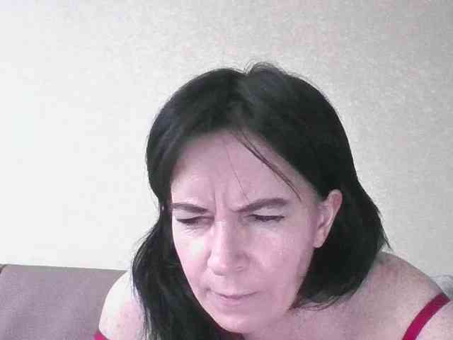 Yuliaa318 webcam