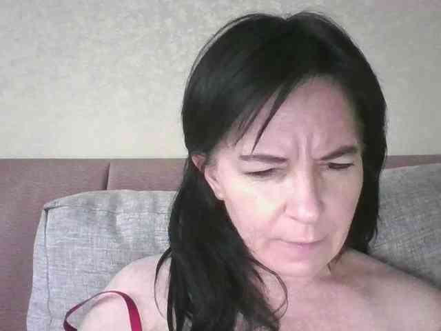 Yuliaa318 webcam