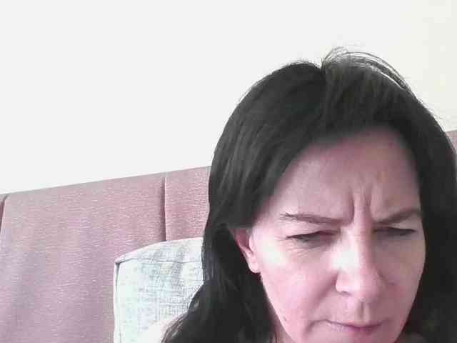 Yuliaa318 webcam