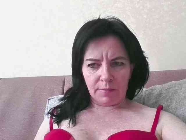 Yuliaa318 webcam