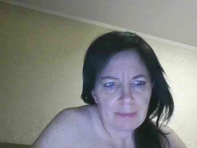 Yuliaa318 webcam