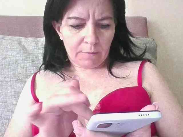 Yuliaa318 webcam