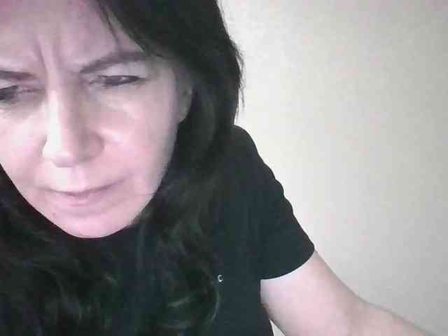 Yuliaa318 webcam