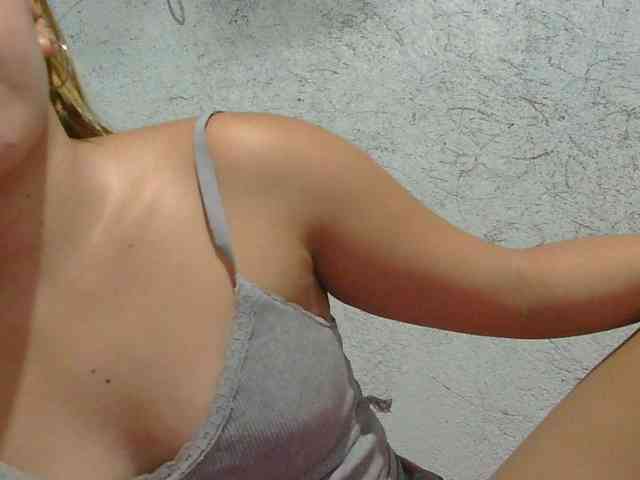 Stylishgirl091602 webcam