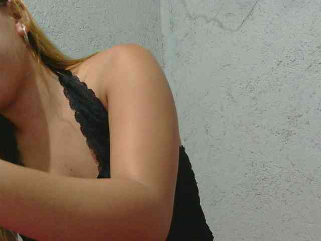 Stylishgirl091602 webcam
