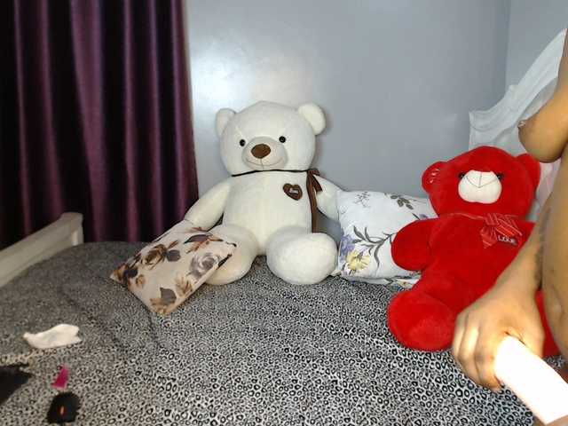 Londonbliss's BongaCams show and profile