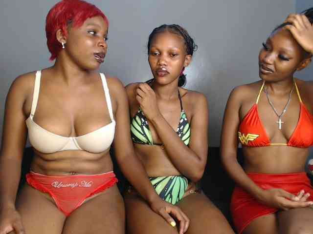 Londonbliss Live Webcam on BongaCams