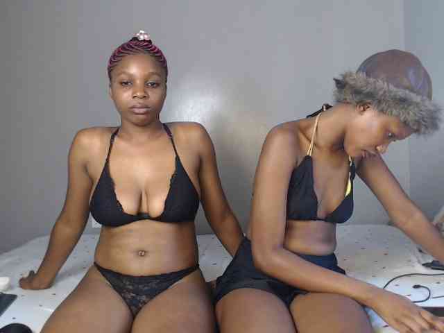 Londonbliss Live Webcam on BongaCams