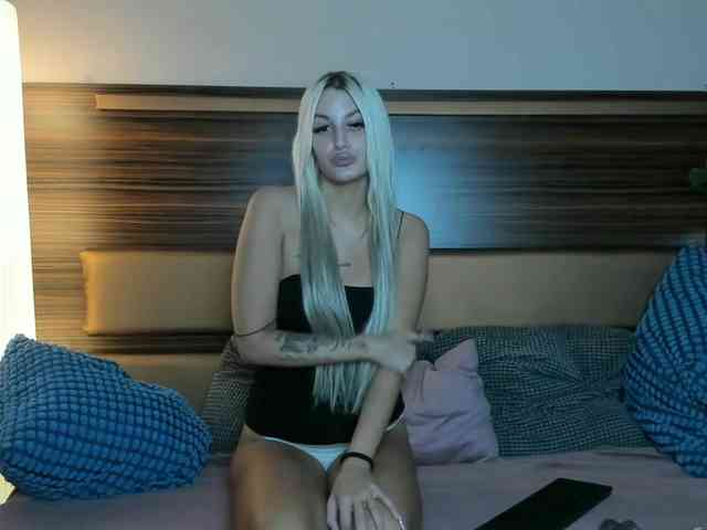 EmilyEclair Live Webcam on BongaCams