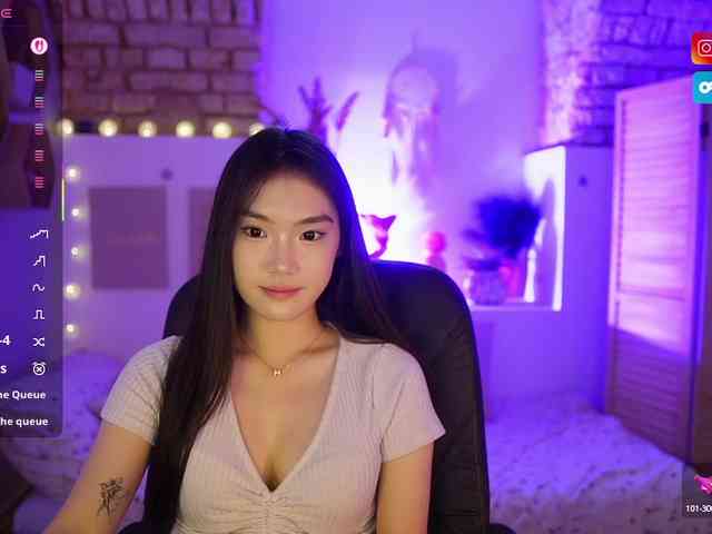AllyahSky webcam