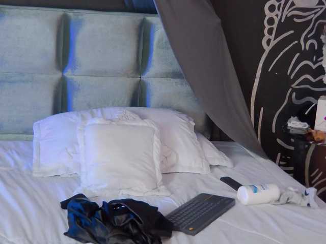 Arii-moon webcam bongacams model stream image