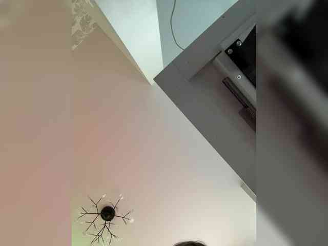 Lolaaamurr webcam