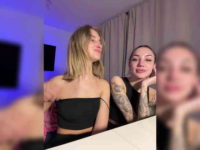 Lolaaamurr webcam