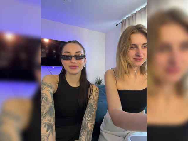 Lolaaamurr webcam