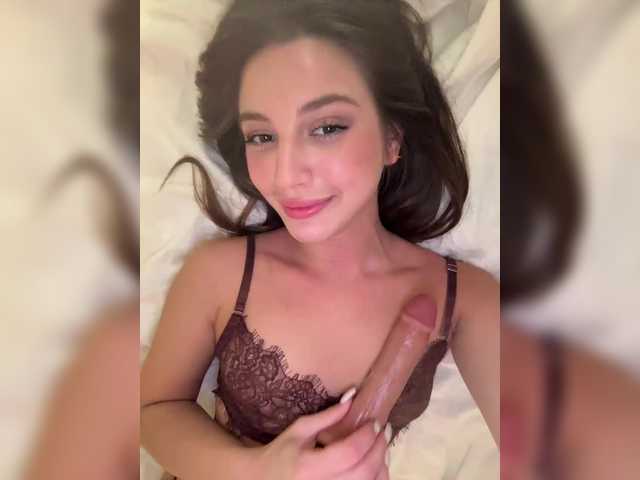 Evelonelfi's BongaCams show and profile