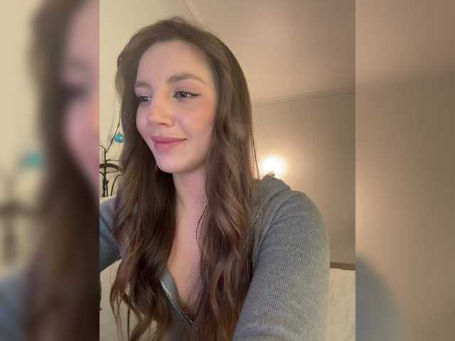 Evelonelfi's BongaCams show and profile