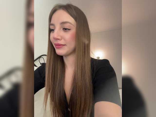 Evelonelfi's BongaCams show and profile