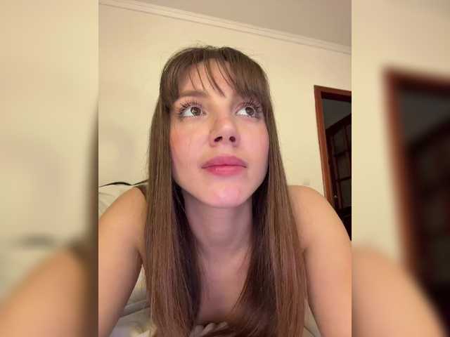 Evelonelfi from BongaCams