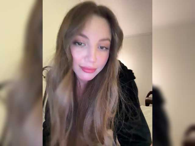 Evelonelfi's BongaCams show and profile