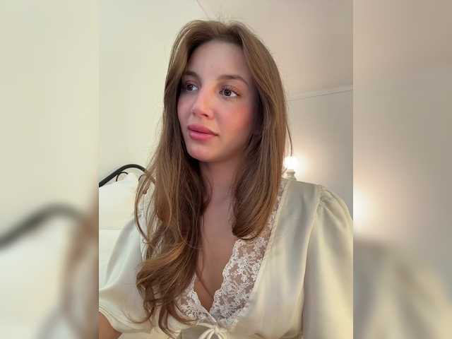 Evelonelfi's BongaCams show and profile