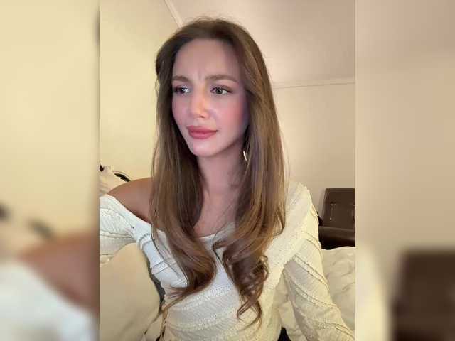 Evelonelfi's BongaCams show and profile