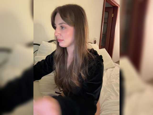 Evelonelfi's BongaCams show and profile