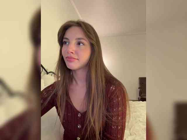 Evelonelfi Live Webcam on BongaCams