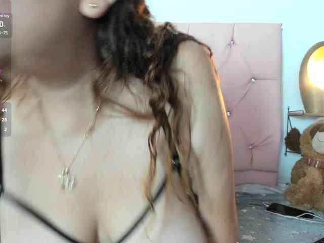 kim-shantal webcam