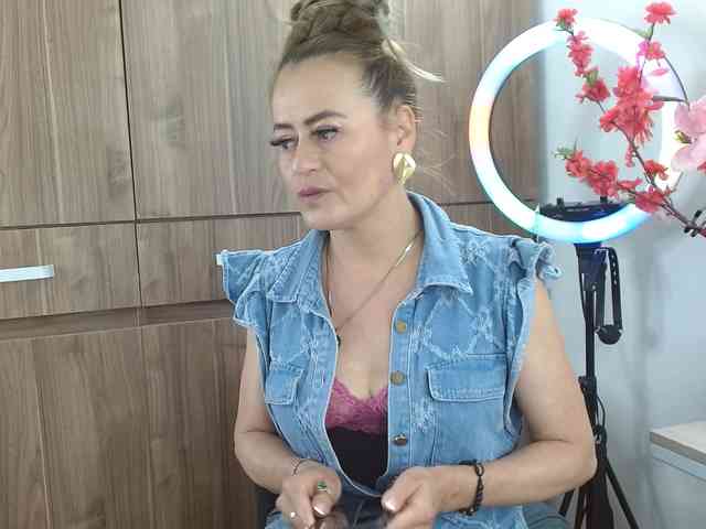 MAGHENTA webcam