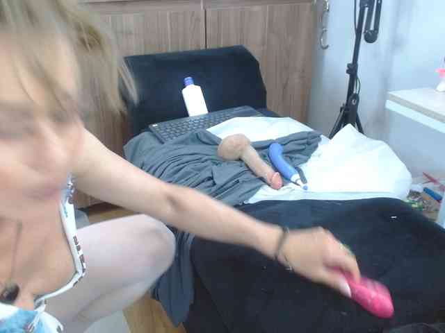MAGHENTA webcam
