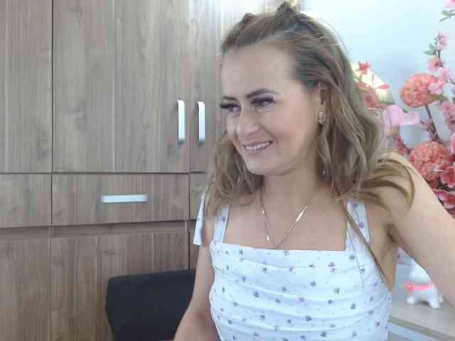 MAGHENTA