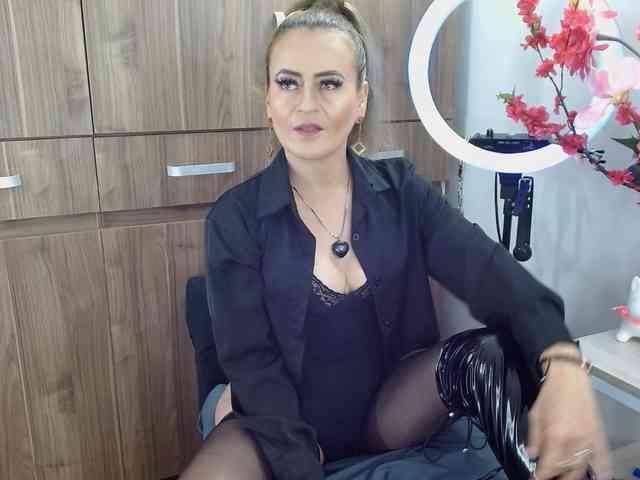 MAGHENTA