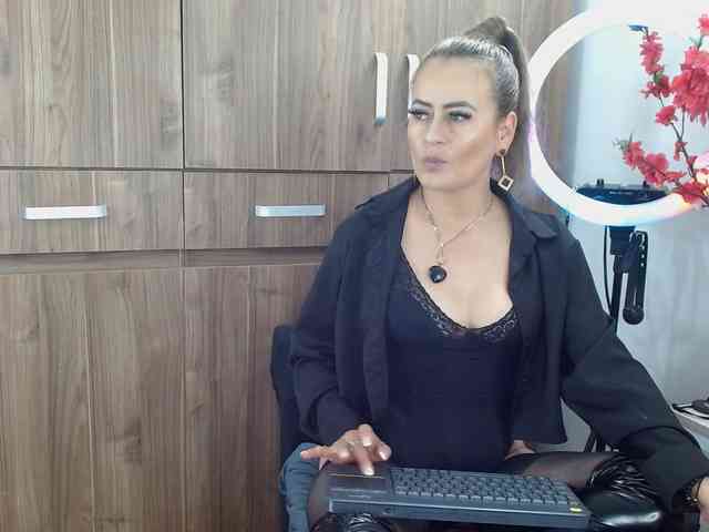MAGHENTA