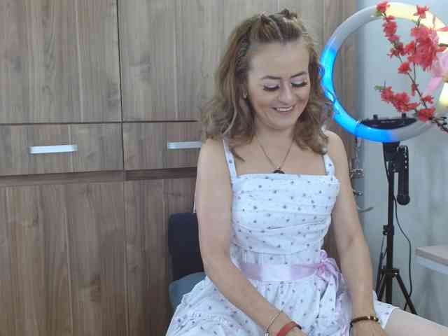 MAGHENTA