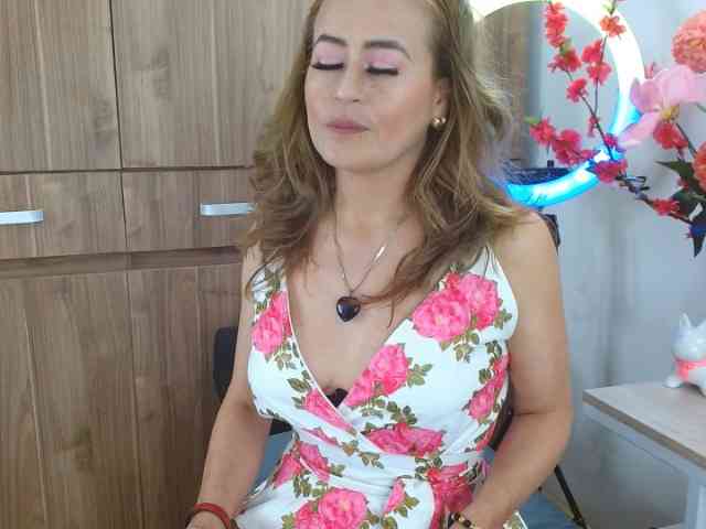 MAGHENTA