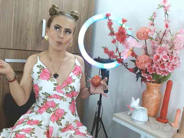 MAGHENTA webcam