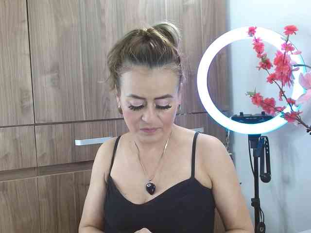 MAGHENTA
