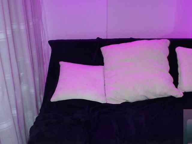 Esmerraldaa-mia webcam