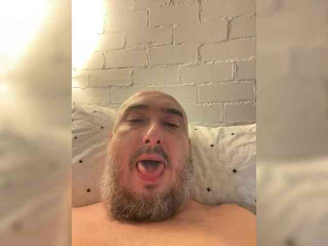 Buuz Live Webcam on BongaCams