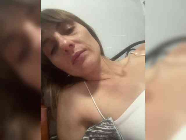 Laroshka webcam