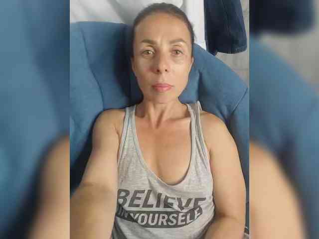 SENORITA_ webcam