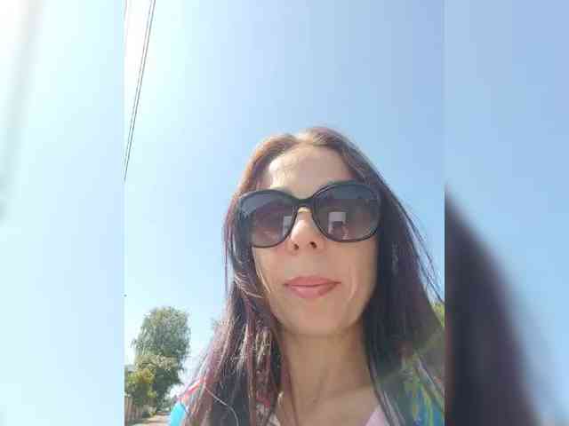 SENORITA_ webcam