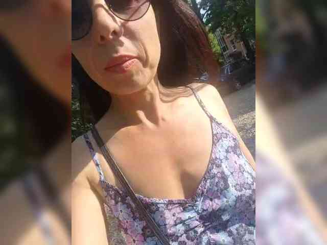 SENORITA_ webcam