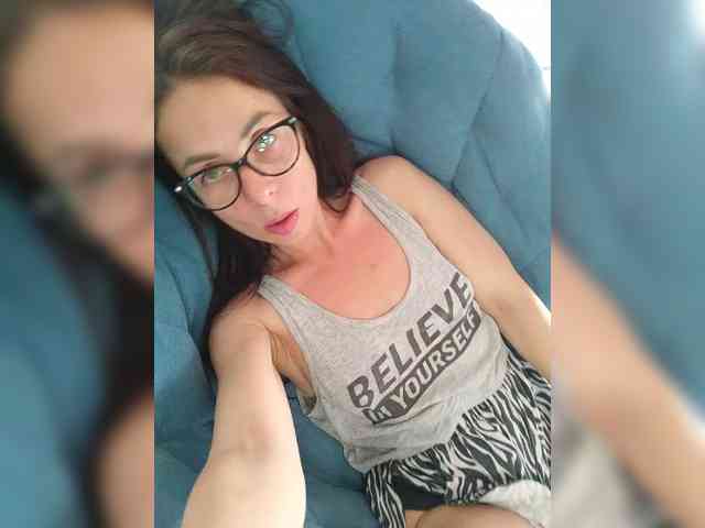 SENORITA_ webcam