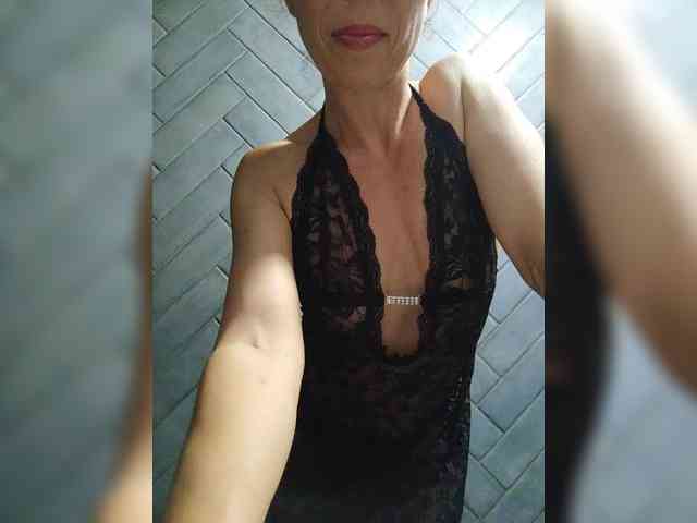 SENORITA_ webcam