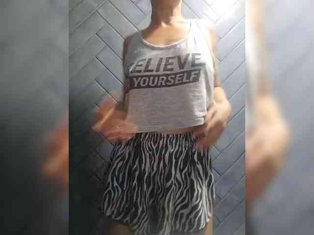 SENORITA_ webcam