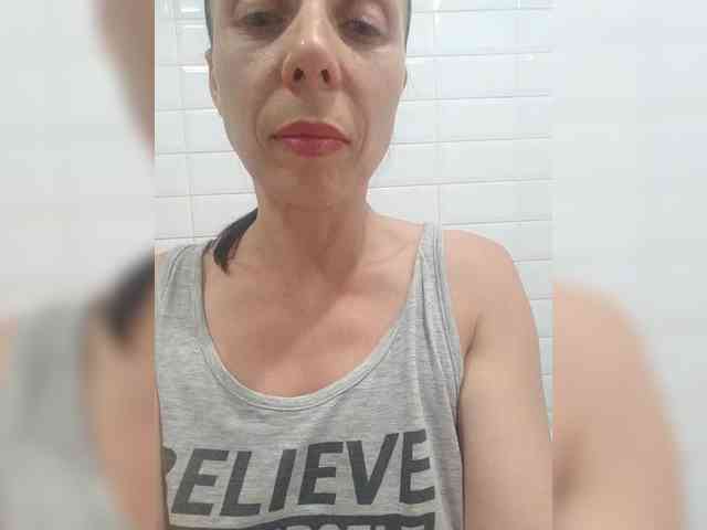 SENORITA_ webcam