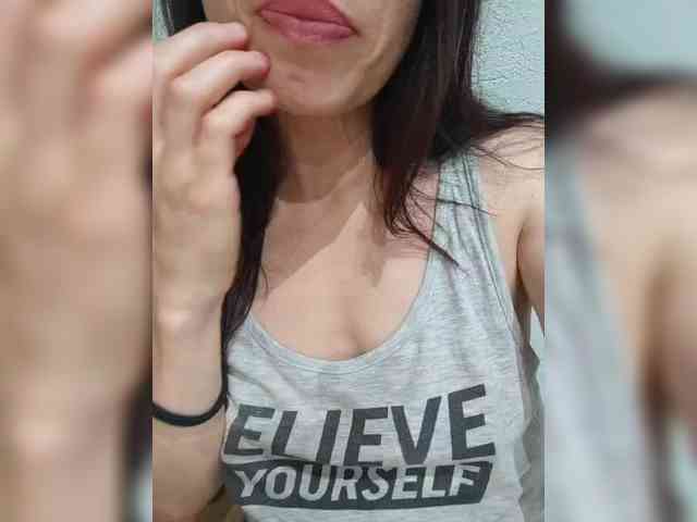 Senorita_ webcam